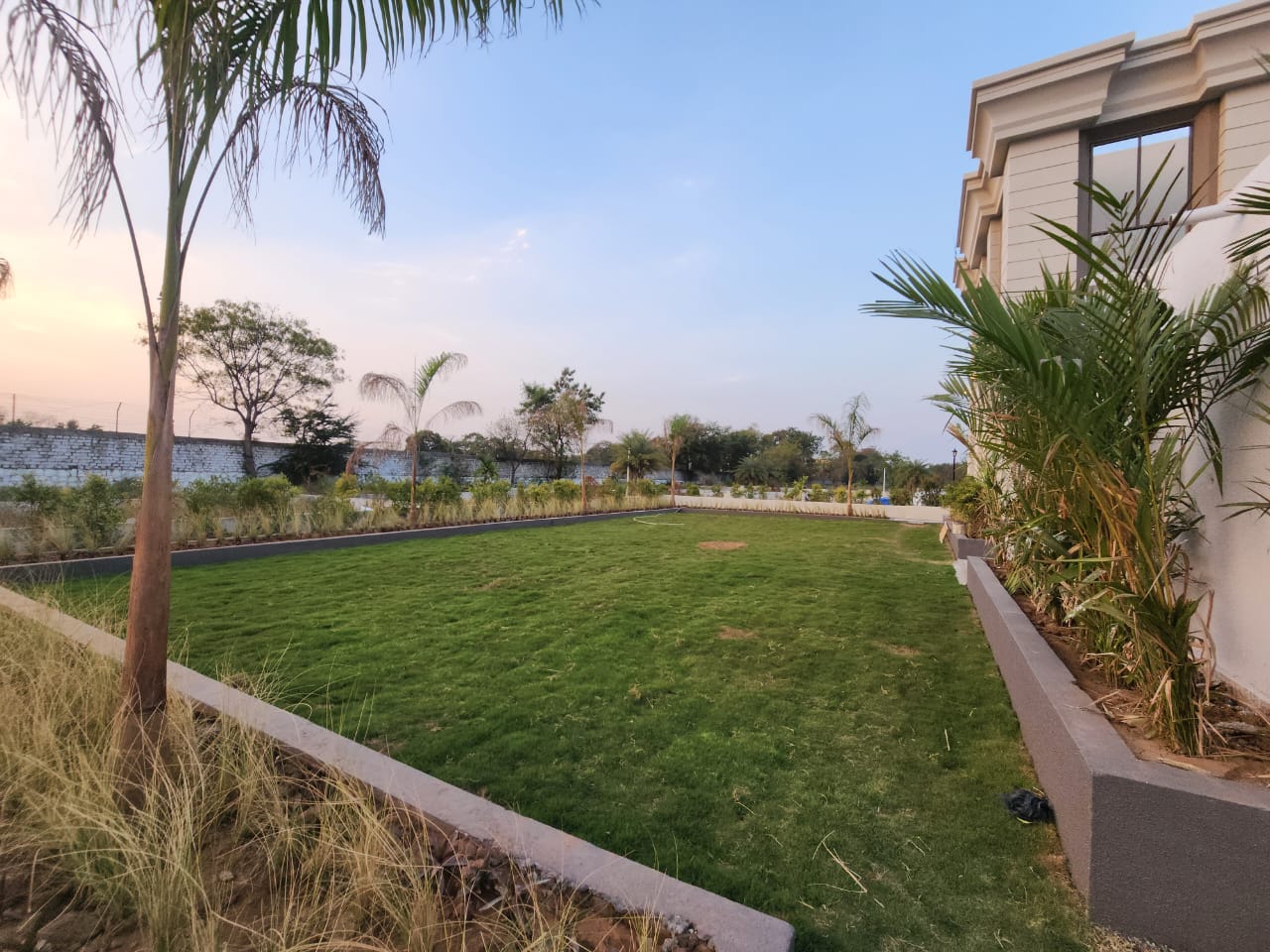 na plots in mumbai-pune